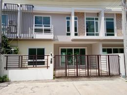 Townhome for Sale - Ready for Ownership Transfer Wilth:8 meters Layout:4bedrooms 3 bathrooms