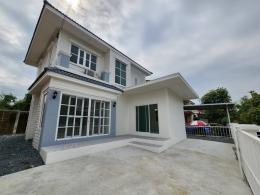 ขาย บ้านเดี่ยวหมู่บ้าน Vararom Lakeview : วรารมย์ เลควิลล์  ส่วนกลางทะเลสาบ 