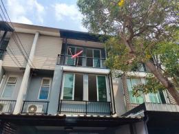 ให้เช่าทาวน์โฮม 3 ชั้น ม.อารียา เดลี่ เกษตร-นวมินทร์ เหมาะสำหรับพักอาศัย/ออฟฟิศ