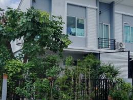 ขายด่วน ทาวน์เฮ้าส์ 2 ชั้น คาซ่า ซิตี้ Casa City ดอนเมือง เนื้อที่ขนาด 25.20 ตารางวา 3ห้องนอน 2ห้องน้ำ หลังมุม ติดสวน ถนนเมน เดินทางสะดวก 
