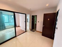 ขายคอนโดราคาถูก ต่ำกว่าทุน ขนาด 28 ตร.ม.  B-Live Condo ติวานนท์ โอกาสทอง! เดินทางสะดวก เพียง 3 นาที จากรถไฟฟ้าสายชมพู  ปากเกร็ด จ.นนทบุรี